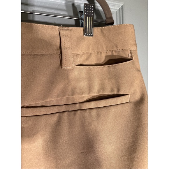 Bluffworks Original Pants Mens Size 38x32 Khaki Tan Relaxed Fit Travel Golf - Picture 8 of 15